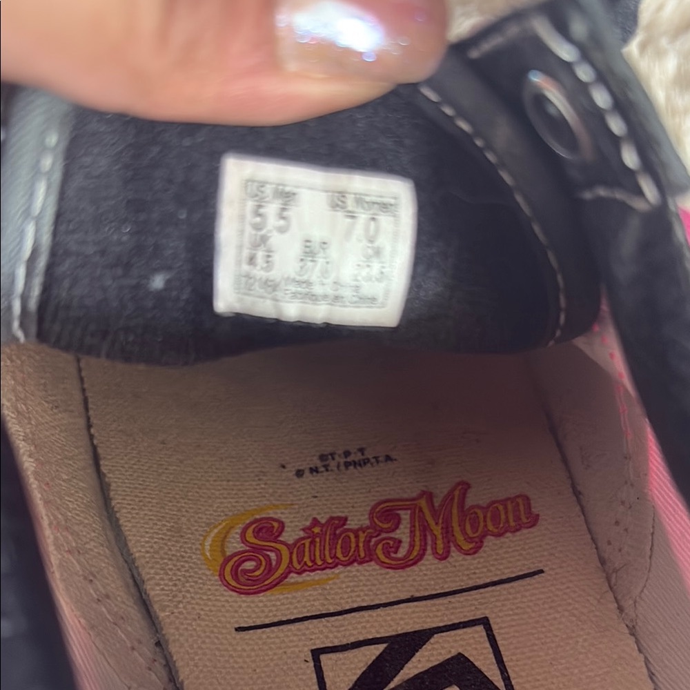 VANS Sailor Moon sneakers🌙💕 - Picture 7 of 8